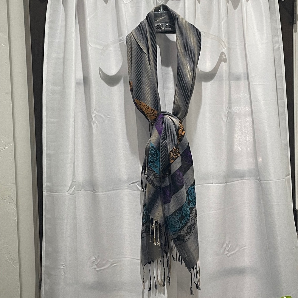 Gorgeous Woven Long Pashmina Wrap-55% Pashmina 45% Silk